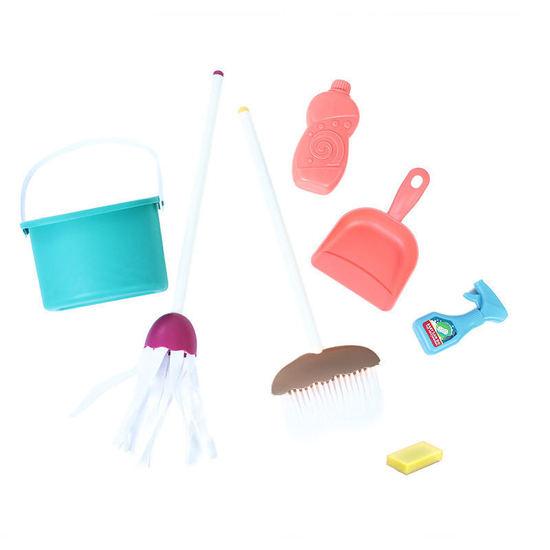 Cleaning set with mop and bucket